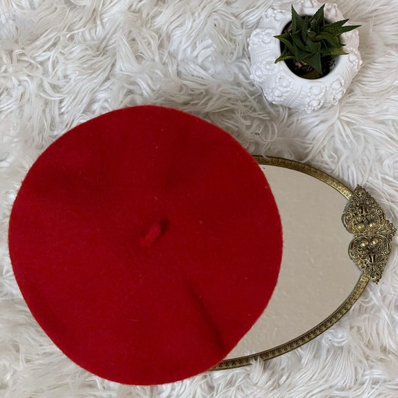 EUC red wool blend beret - Picture 2 of 10
